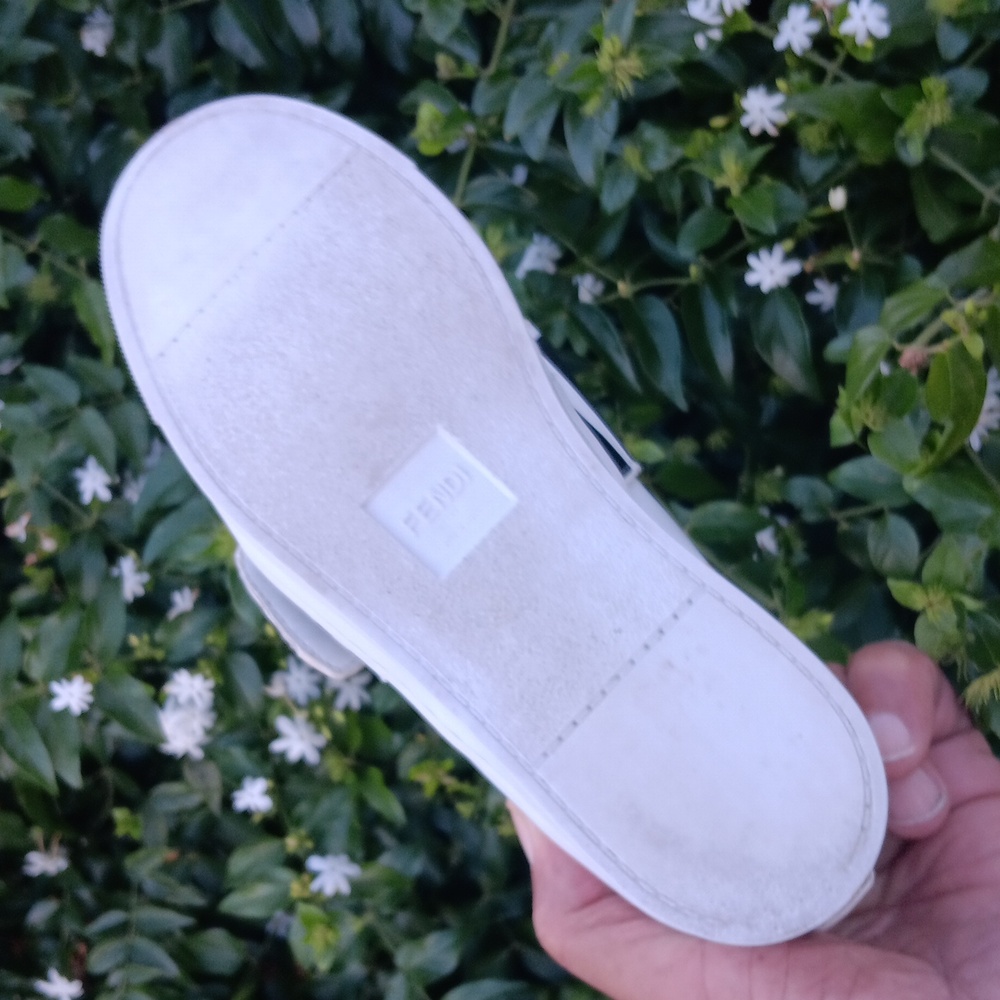 Fendi White Leather Signature Zucca Buckled Low Top Sneakers - Picture 10 of 17